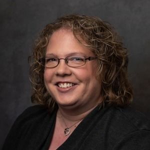 Meet your Posher, Deborah